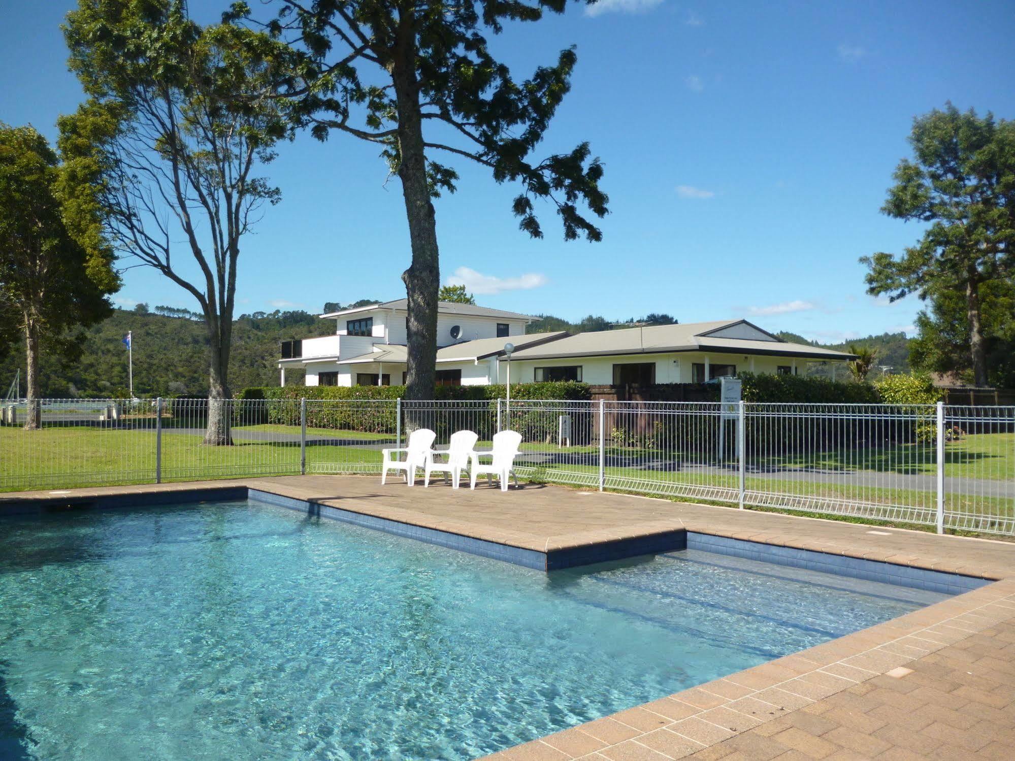 Harbourside Holiday Park Whitianga Exterior foto